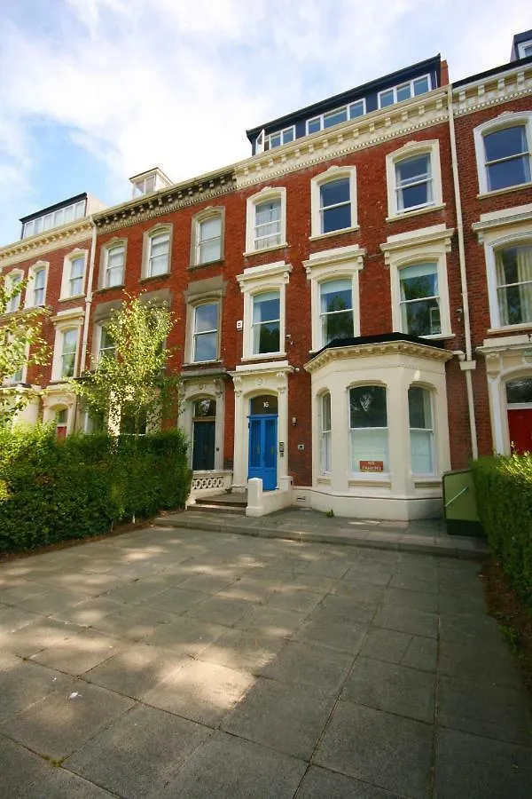 Apt 4, 16 College Gardens 호텔 벨파스트 아파트